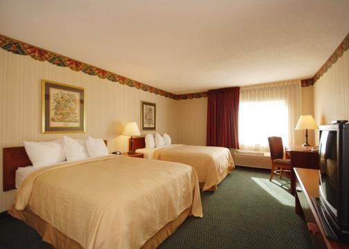 Baymont By Wyndham Evansville North/Haubstadt Warrenton Kamer foto